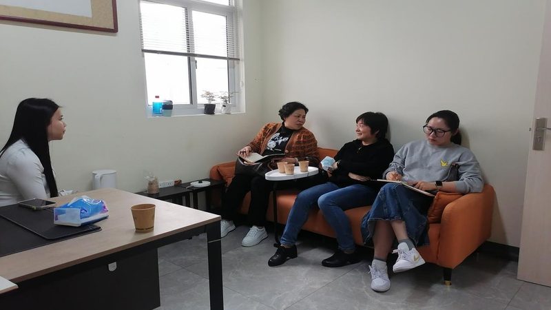 行业背景：建造师职业的兴起与市场需求
